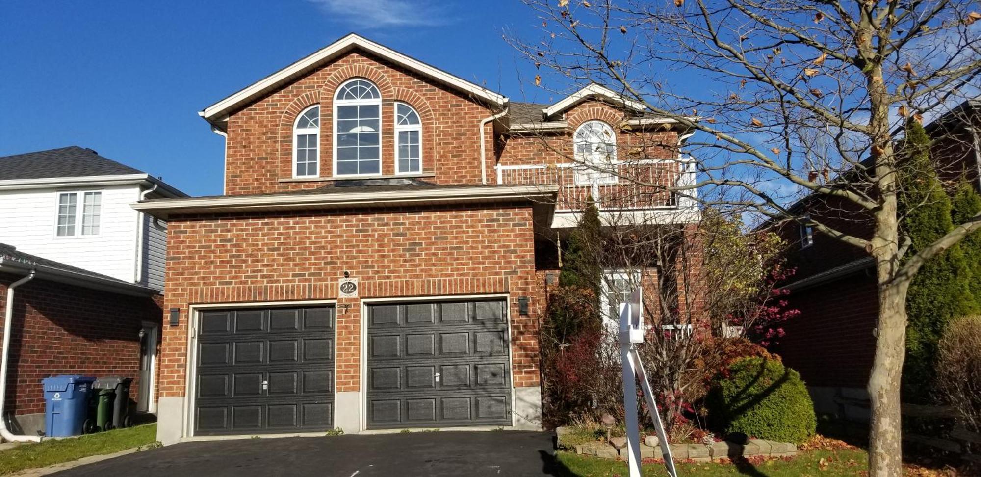 2 Bedroom Luxury Apartment Guelph Extérieur photo